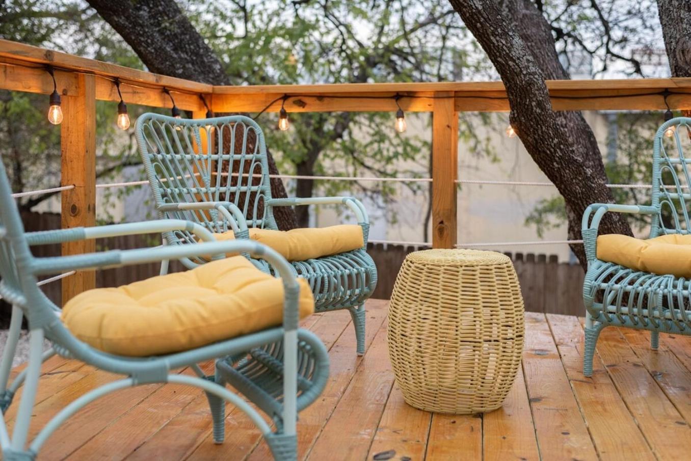 Luxurious Home With Hot Tub & Tree Deck By 6Flags San Antonio Exterior photo